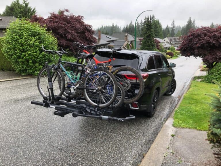 Thule T2 Pro XT bike rack on Toyota Highlander carrying 3 bikes