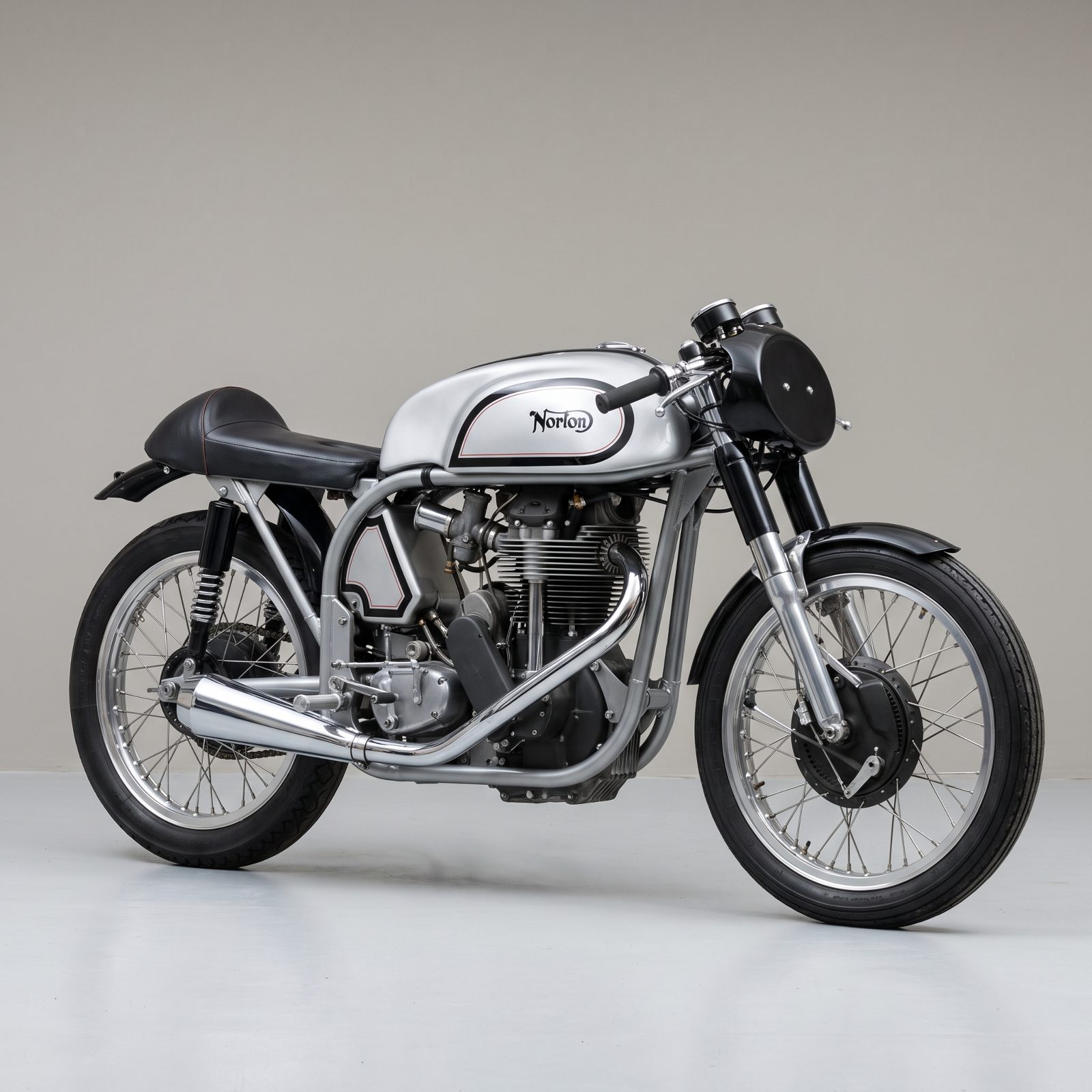 1961 Norton Manx 30M, A Final-Era 500cc Featherbed Racer
