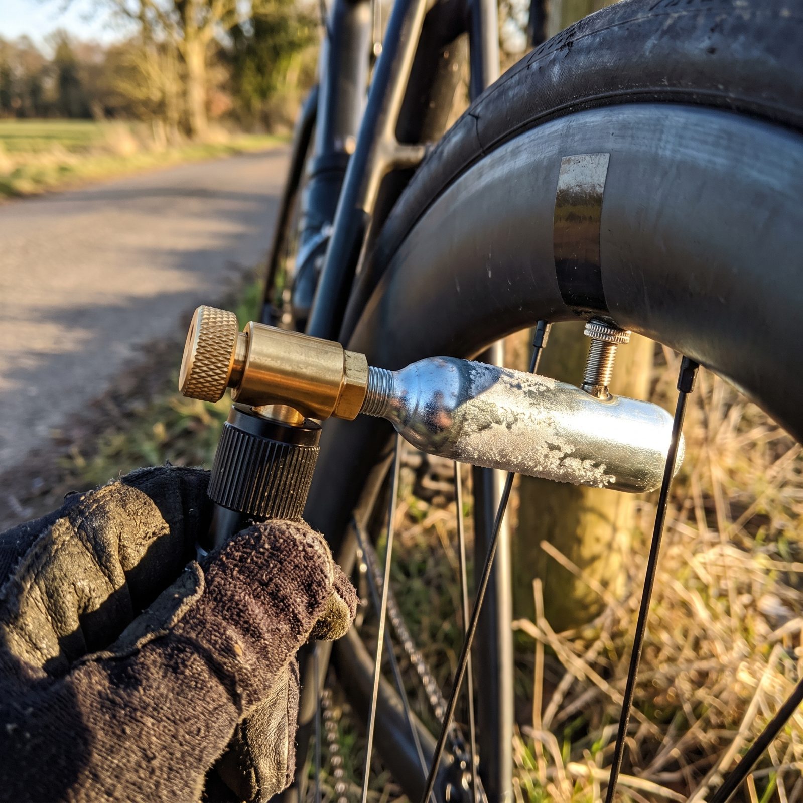 Control-Valve CO2 Inflators That Prevent an All-or-Nothing Discharge