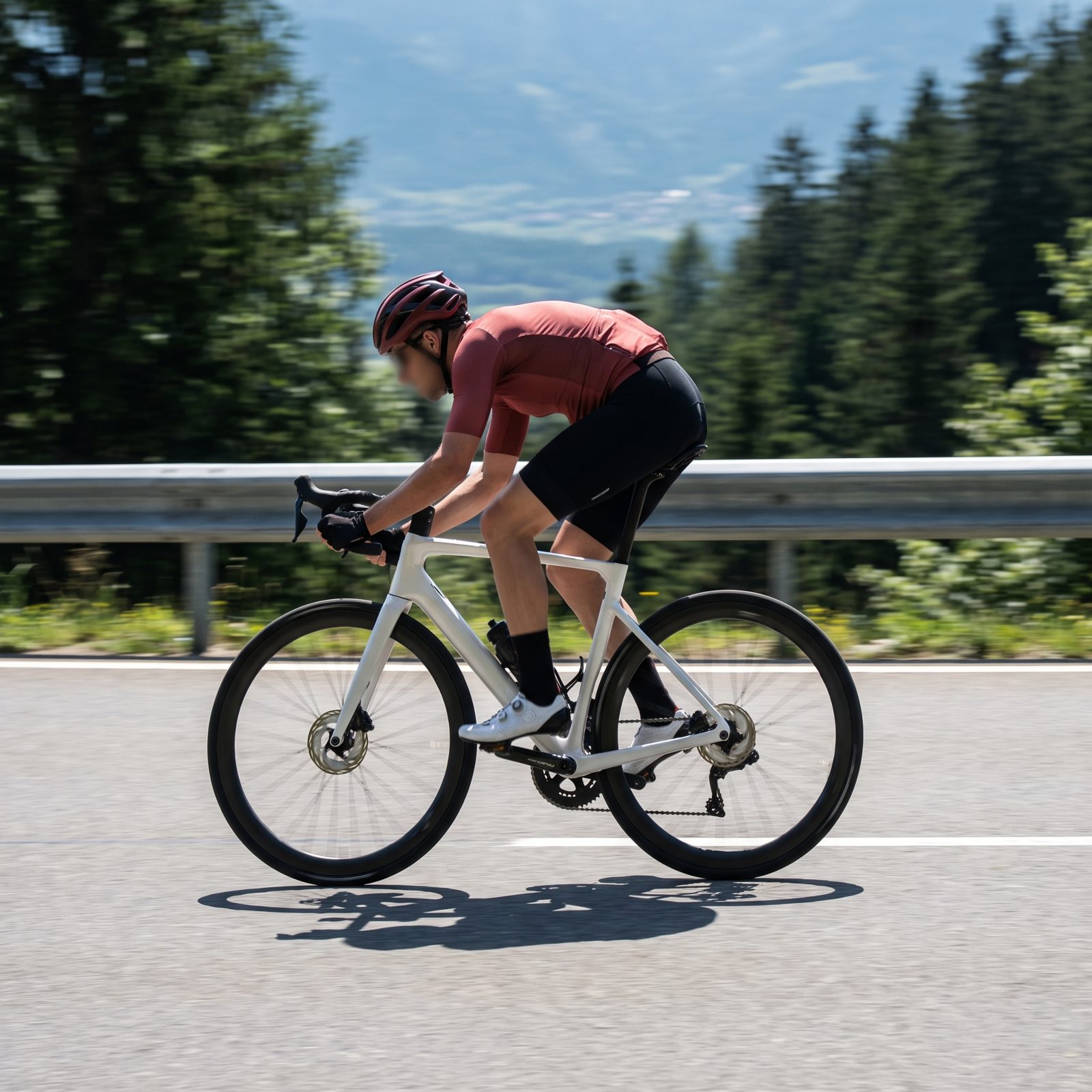 Level the Pedals and Drop the Heels During a Descent Tuck