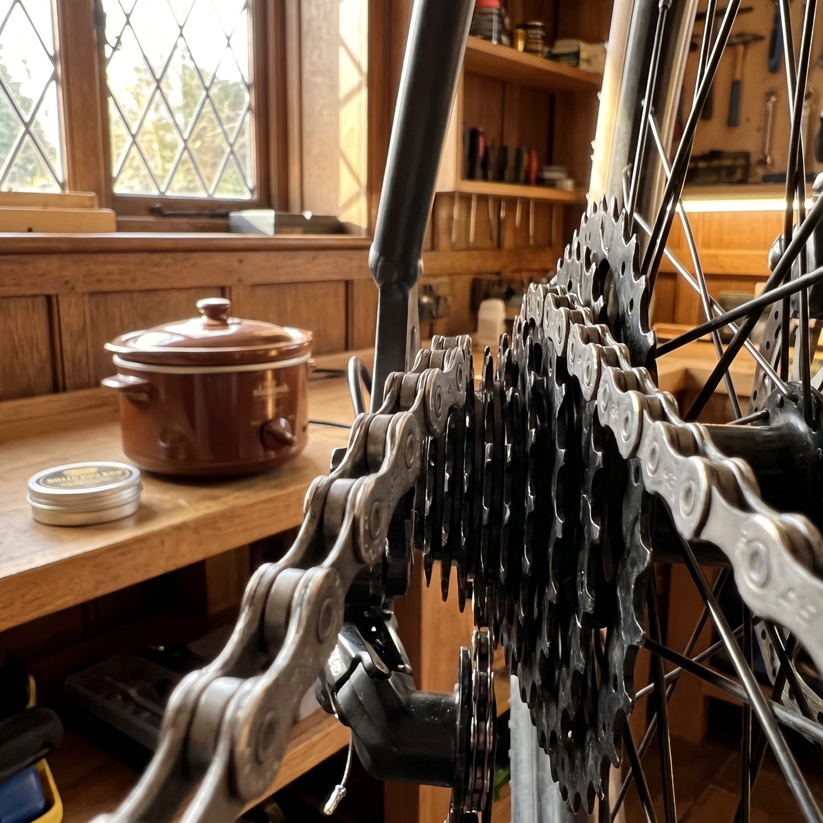 Run a Properly Waxed Chain Instead of Dripping Lube