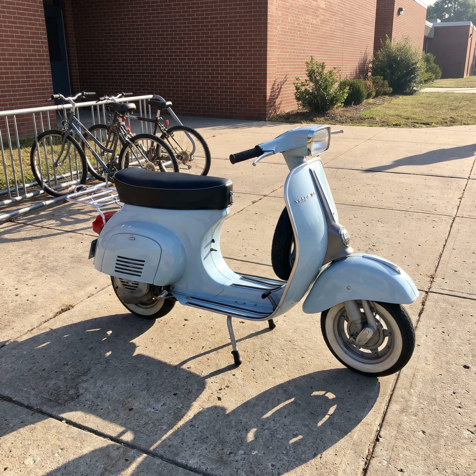 Vespa 50 Special, The Smallframe Scooter With a Rectangular Headlamp